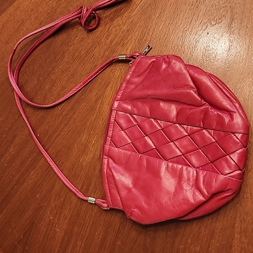 Rodo 80's must have red leather woven crossbody GREATNESS!!